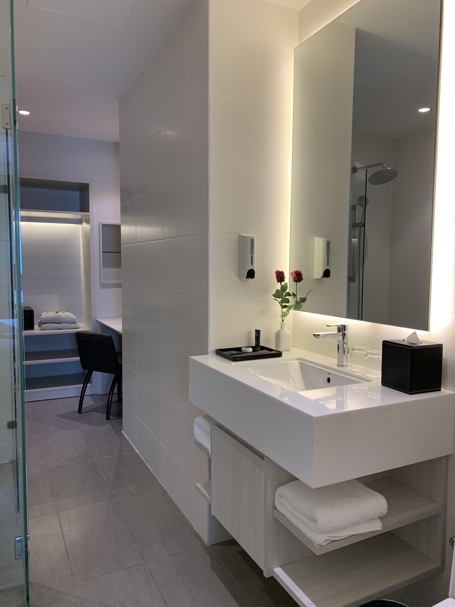 Shama Suasana Johor Bahru Formerly Known As Suasana All Suites Hotels Джохор Бахру Екстериор снимка