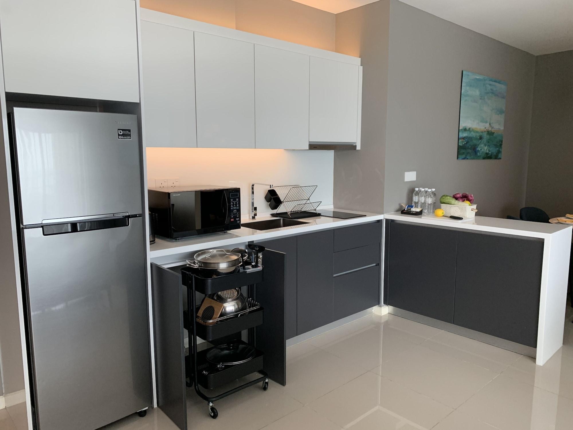 Shama Suasana Johor Bahru Formerly Known As Suasana All Suites Hotels Джохор Бахру Екстериор снимка
